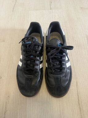Adidas Sambas
